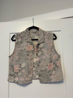 Floral Vest - Blue/Gray with Pink Floral